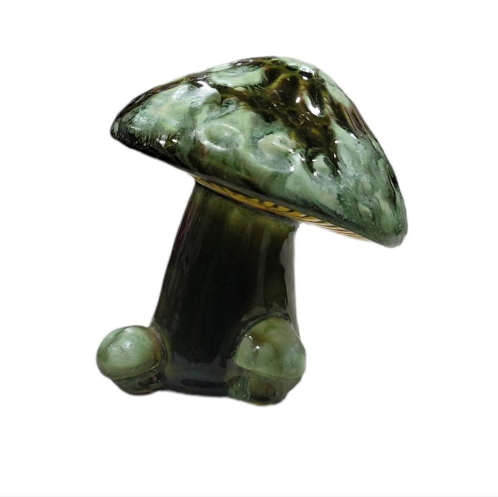 Vintage Mushroom Decor